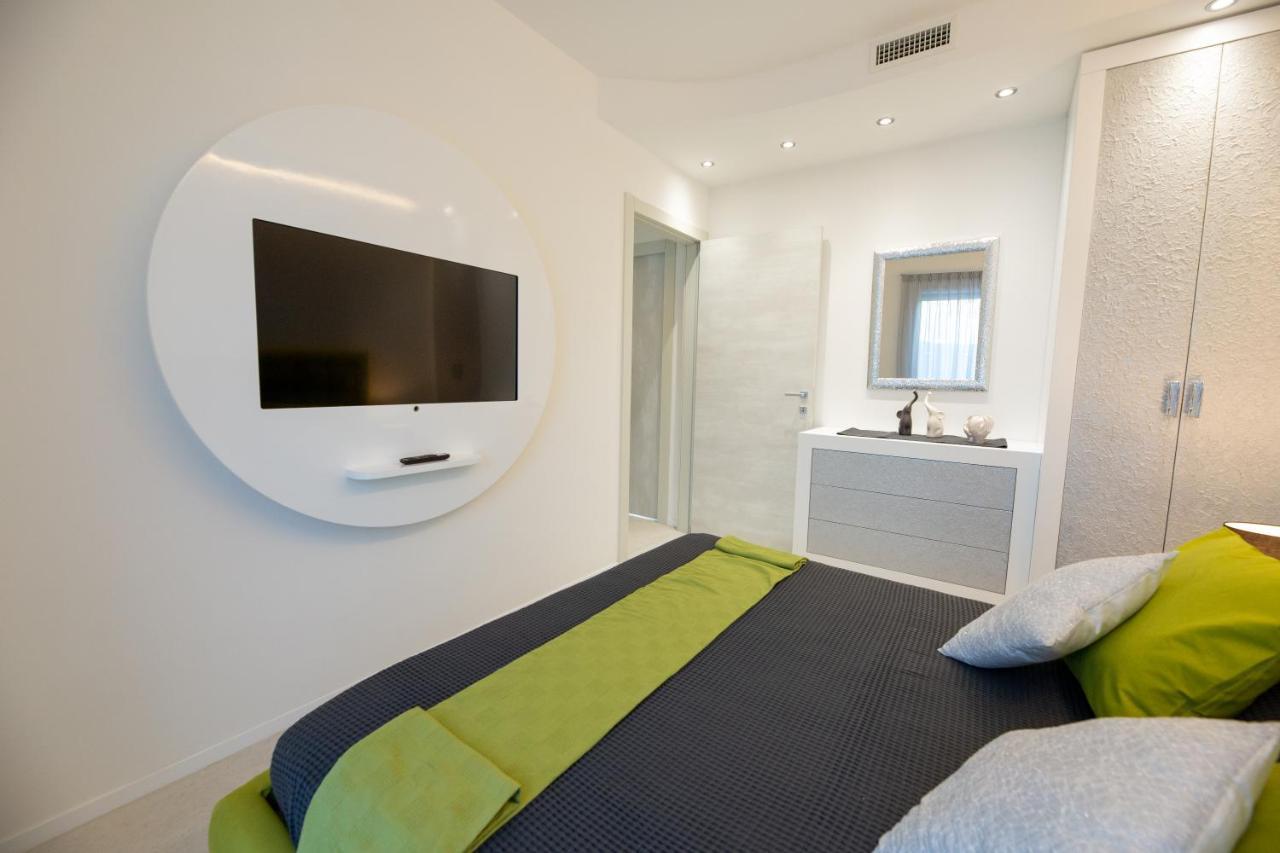 Magic Luxury Apartments Bardolino Eksteriør bilde